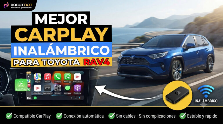 Toyota RAV4 con pantalla multimedia mostrando Apple CarPlay inalámbrico, varios dispositivos y marcas.